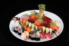 寿司生鱼片混合轮白色板
