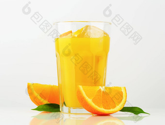 玻璃橙色汁