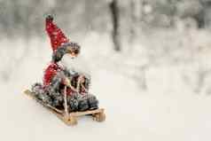 玩具圣诞老人老人雪橇雪森林
