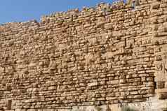 古老的墙中世纪的地壳城堡约旦