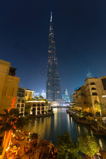 迪拜塔<strong>哈利</strong>法塔世界最高的摩天大楼迪拜曼联阿拉伯阿联酋航空公司