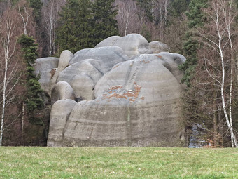 有趣的岩石形成大象岩石