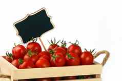 红色的西红柿盒子价格标志白色