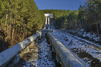 <strong>水管</strong>道运输水谷积累站冬季pancharevo