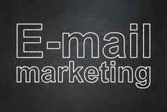 市场营销概念电子邮件市场营销黑板背景