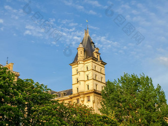 塔宫正义巴黎