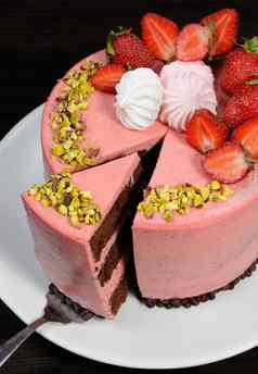 草莓摩丝蛋糕
