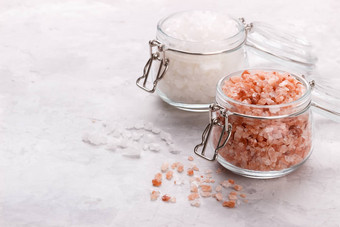 粉红色的喜玛拉雅盐