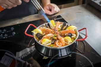 老板煎海鲜西班牙海鲜饭燃烧器