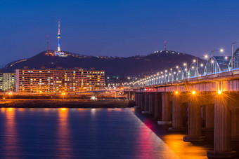 首尔地铁桥首尔南韩国