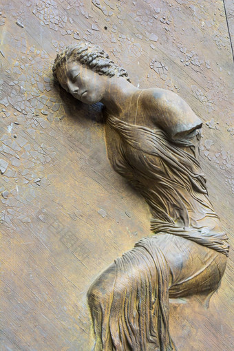 青铜雕像通过教堂玛丽天使烈士罗马意大利