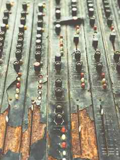 不必要的错误的音乐的设备混合机控制器控制