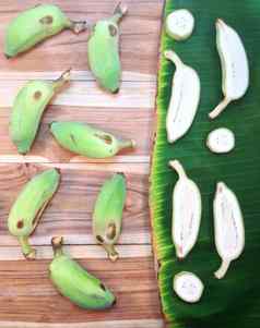 绿色培养香蕉一块片木香蕉