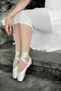 腿美丽的芭蕾舞女演员特写镜头