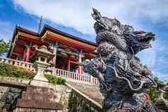 龙雕像前面清水寺寺庙《京都议定书》日本