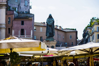 意大利罗马坎波的鲜花广场市场一天