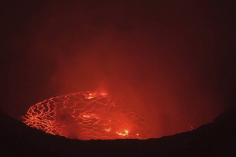 口<strong>火山</strong>岩浆熔融岩浆动物的鼻口