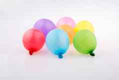 色彩斑斓的小气球