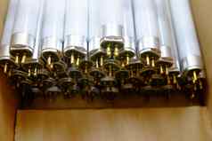 金连接器能源储蓄灯管类型