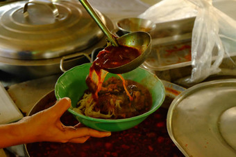 辣的汤包杯辣的汤北部泰国