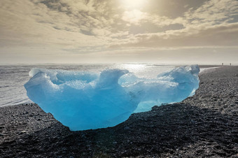 冰黑色的海滩杰古沙龙冰隆冰川环礁湖戴蒙德海滩冰岛