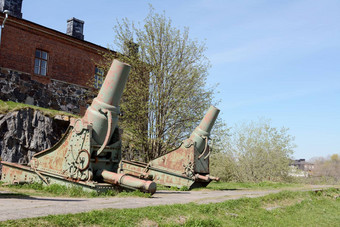 生锈的绿色大炮芬兰堡岛芬兰