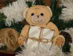 快乐圣诞节明信片设计泰迪熊礼物盒子