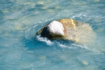 海水崩溃石头