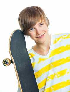 肖像金发碧眼的男孩滑板