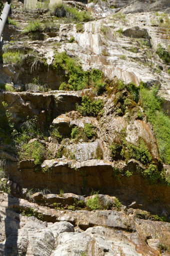 薄流水干瀑布wuchang-su克里米亚6月图片