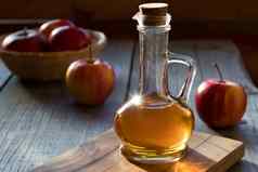瓶苹果苹果酒醋成熟的苹果背气