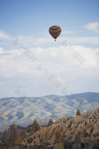 热空气气球飞行岩石土地