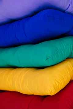 装饰色彩斑斓的东方枕头传统的模式