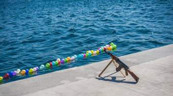 气球字符串拍摄游戏水