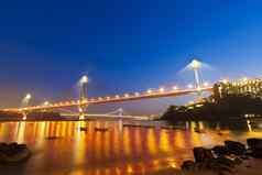 现代立交桥桥梁在香港香港晚上