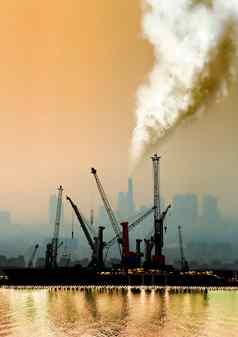 大气空气污染工厂