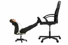 商人坐着小椅子腿大椅子思考促销活动