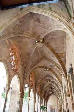 拱门室内哥特教堂巴塞罗那西班牙