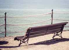 空木板凳上海滩