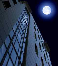 行政建筑月亮晚上