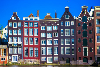 传统的荷兰中世纪的建筑阿姆斯特丹