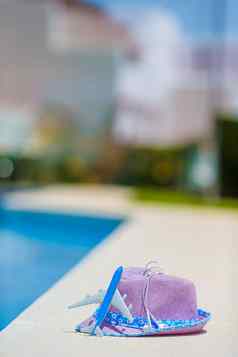飞机模型稻草紫色的他游泳池夏天