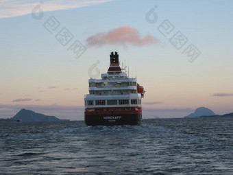 艘hurtigruten