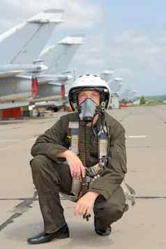 军事飞行员头盔飞机