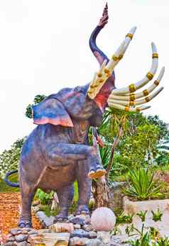 泰国仙女演讲大象雕像