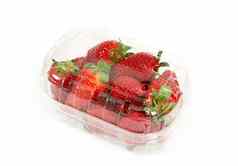 新鲜的草莓盒子白色