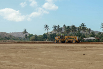 工作<strong>机器</strong>重设备<strong>调整</strong>地形比赛跟踪建设区域摩托曼达利卡赛车电路西重镇东南龙目岛印尼建筑赛马场摩托车