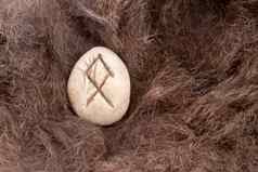 奥蒂拉othial北欧石头符文动物皮毛信埃塞尔维京人字母