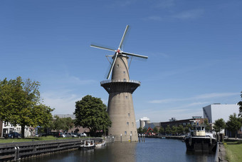 高风机水运河小巷斯希丹荷兰