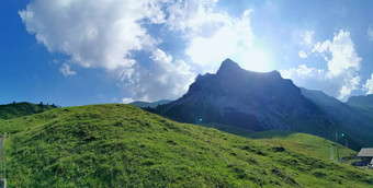 视图阿尔卑斯山脉萨尔嫩瑞士瑞士阿尔卑斯山脉